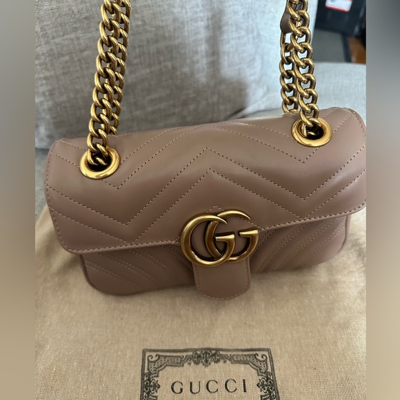 Gucci Marmont Mini Shoulder Bag - Picture 2 of 13